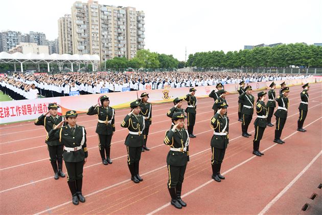棠外初中“多威杯”第二十二届春季田径运动会顺利举行
