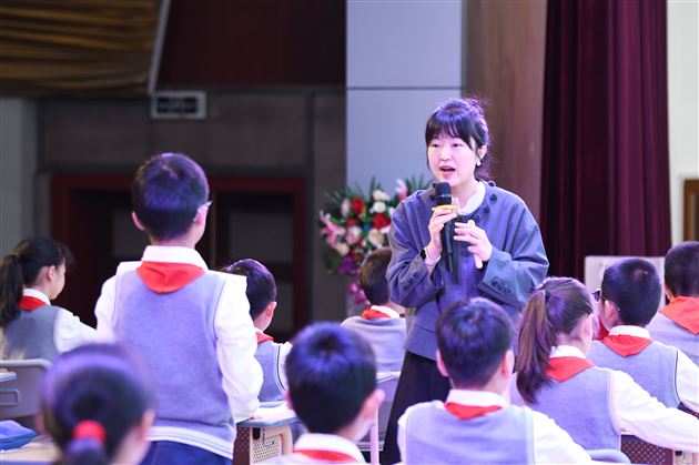 棠外附小成功举办成都市小学语文高质量课堂建设专题教研活动