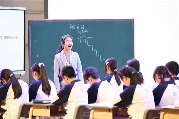 棠外成功承办成都市初中语文教研活动