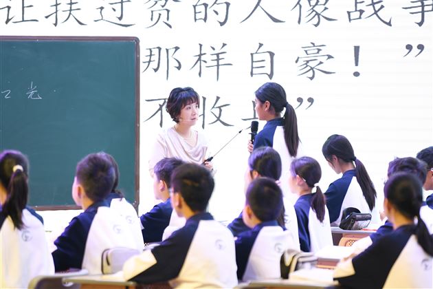 棠外成功承办成都市初中语文教研活动