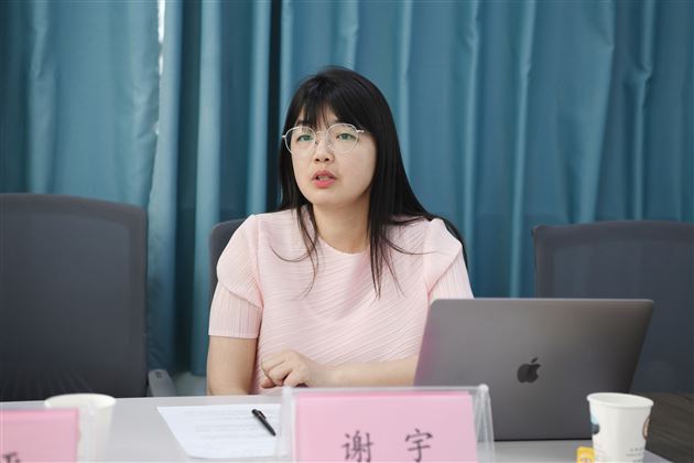 棠外多语种备课组举行教学研讨活动