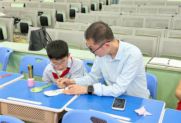 棠外附小举办亲子性教育活动