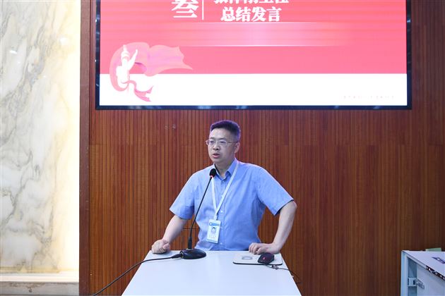 棠外高中团总支顺利开展主题团课活动