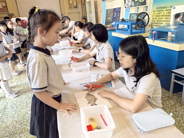 夏日萌娃“趣”闯关  童心满载赴成长
