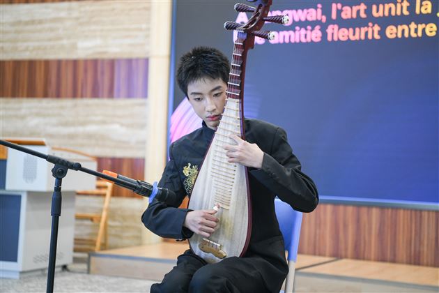 棠外初中黄元琦同学在省级艺术展演中荣获一等奖