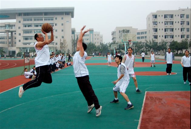 棠湖中学外语实验学校教职工篮球赛(四)