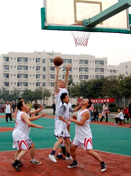 棠湖中学外语实验学校教职工篮球赛(六)
