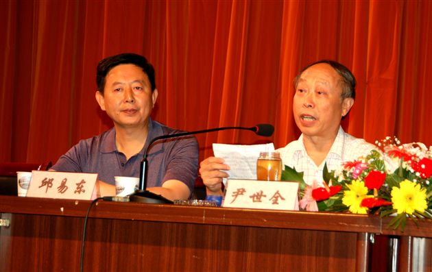 “四川省文学新苗工程巴金文学院棠湖中学、棠湖中学外语实验学校写作基地”授牌仪式 (二)