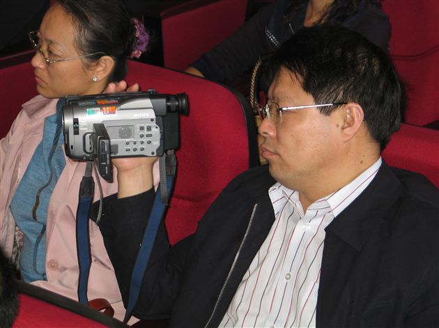 家长座谈会(四)