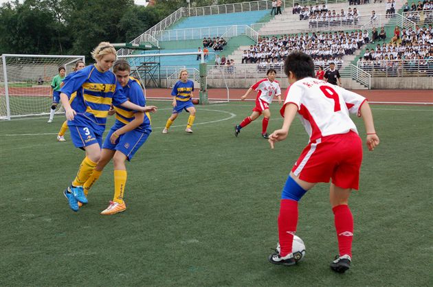 澳大利亚“维京勇士”女子足球队访问棠湖中学外语实验学校(六)