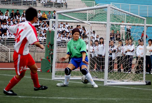 澳大利亚“维京勇士”女子足球队访问棠湖中学外语实验学校(十二)