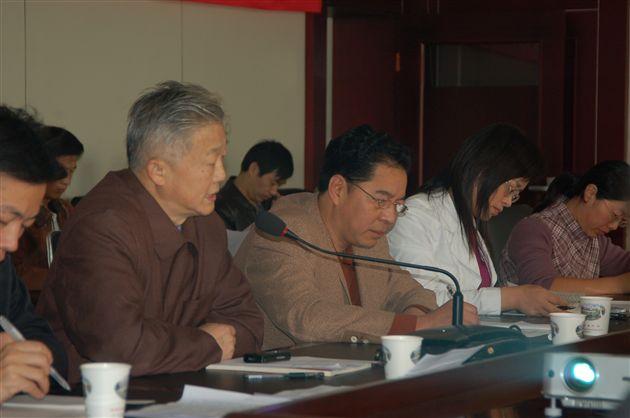 棠中外语学校中央电教馆“十一五”重点科研课题开题(二)