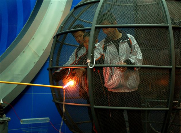 棠中外语学校初2009届学生“走出校园”实践活动（六）