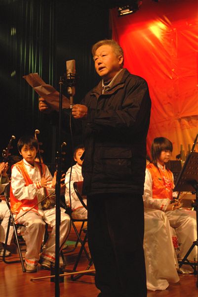 棠湖中学、棠中外语学校新年联欢会(二)</p><p>　　