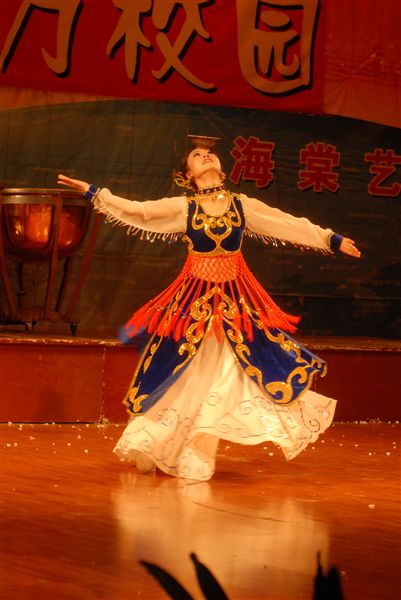 棠湖中学、棠中外语学校新年联欢会(八)</p><p>　　