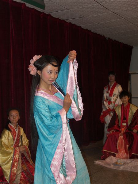 第二届“丑小鸭”杯课本剧表演比赛