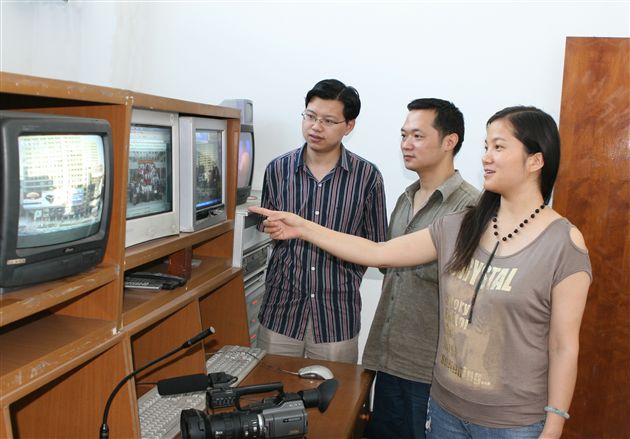 校园电视创作团队