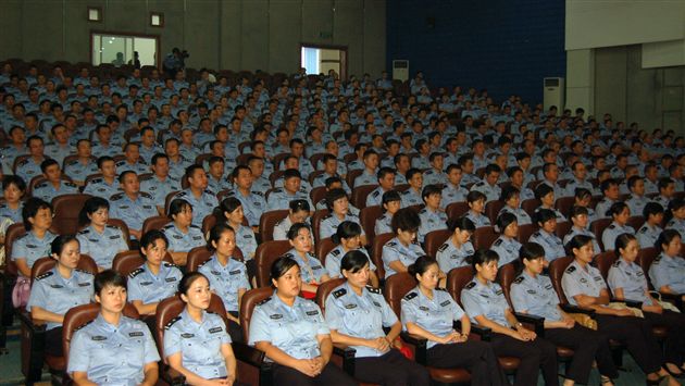 双流县公安局公安工作会议(四)</p><p>　　