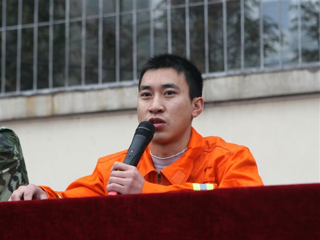 2007年棠湖中学消防演习