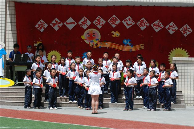 棠外附小庆六•一歌咏比赛(三)