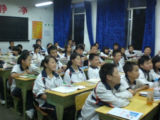 初2010级各班庆祝教师节