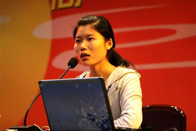 报告会主讲——左晓萃