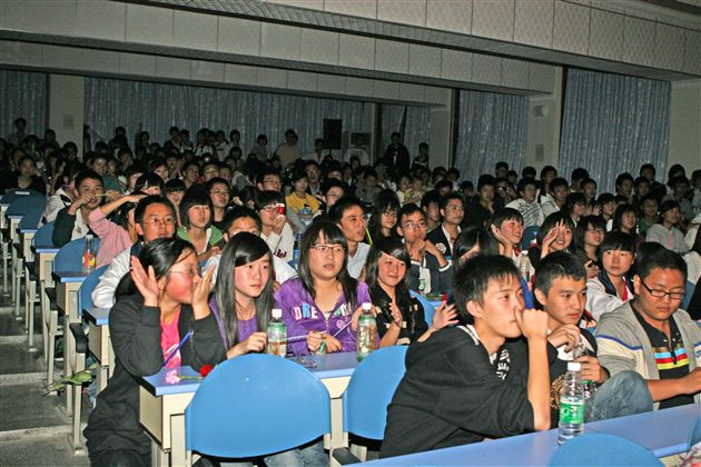 演唱会现场秩序井然