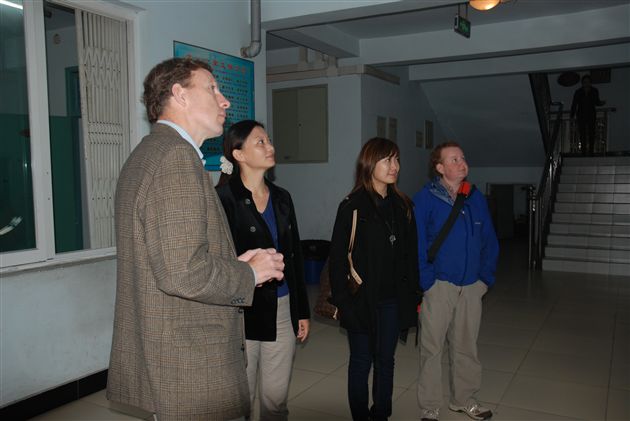 美国COULD ACADEMY 教学主任MR.BACKER棠外行(二)