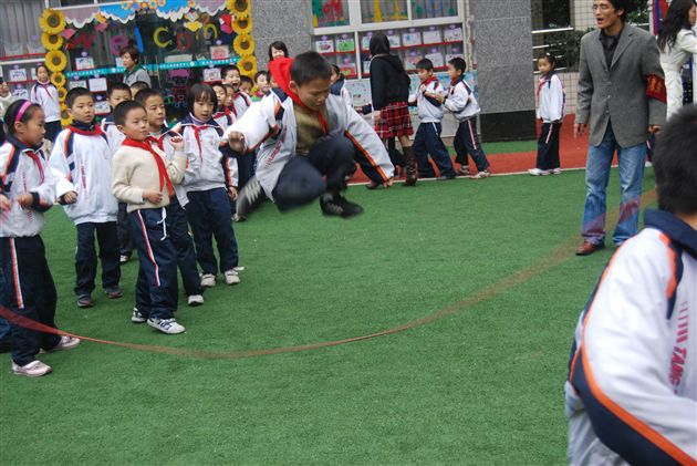 棠外附小第二届长绳比赛(五)