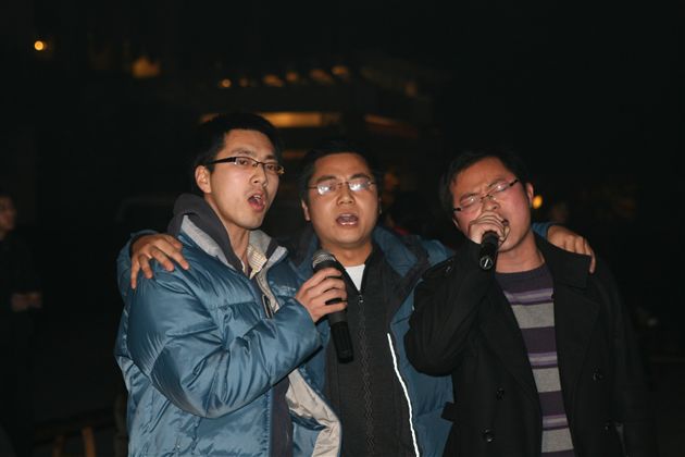 邓天、苏正梁、曾强等老师合唱