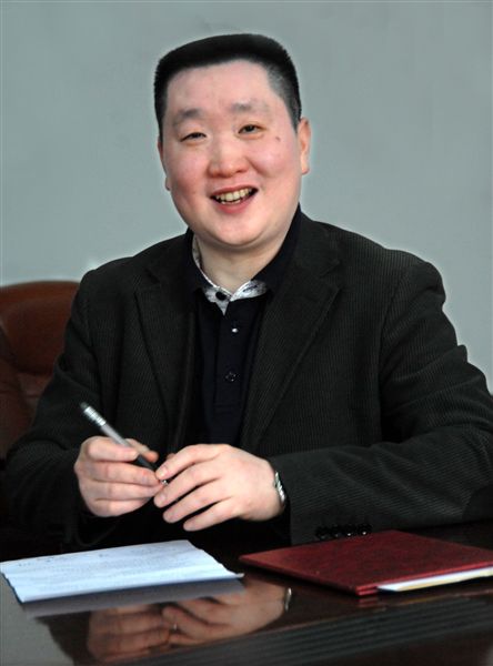 宜宾翠屏棠湖外语学校首届董事会执行董事兼秘书陈思春