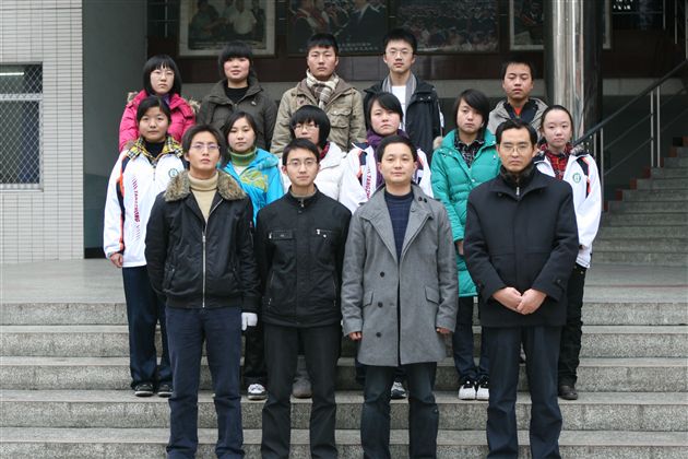 棠湖文学社新一届骨干成员留念