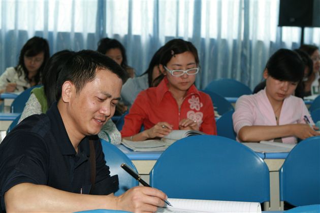 初2010级主题讨论（二）