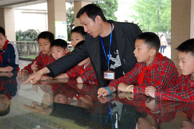 都江堰北街小学与棠中外语学校联谊活动(五)