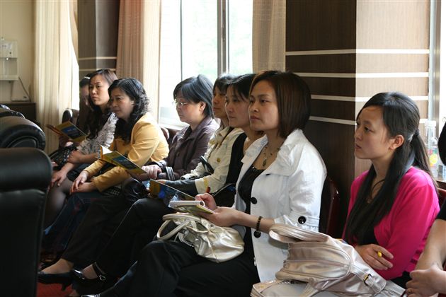 眉山东坡实验中学到我校参观交流（三）