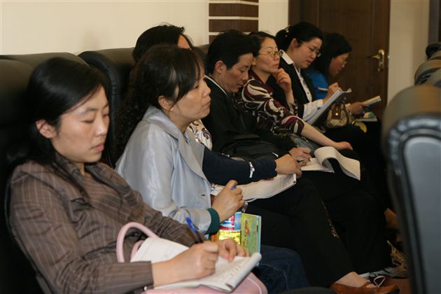 眉山东坡实验中学到我校参观交流（四）