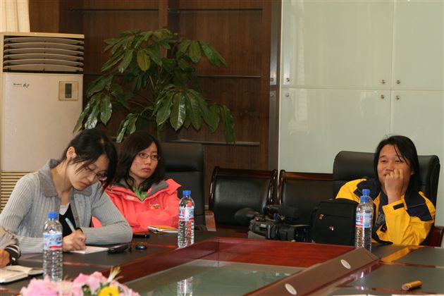 儿童基金会新京报记者到我校采访报道（二）