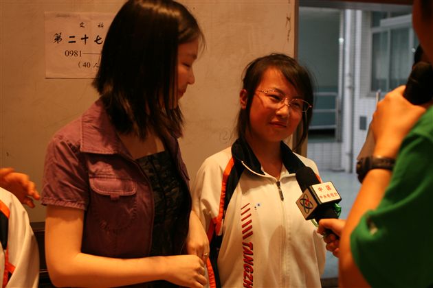 中央电视台新闻频道新家园节目组来我校采访（五）