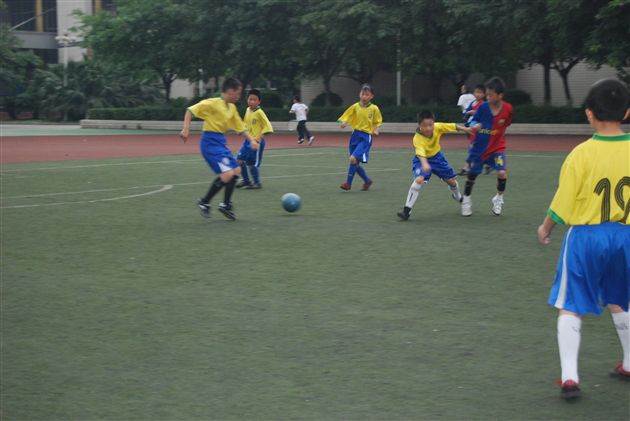 棠外附小与双流实验小学足球友谊比赛(三)