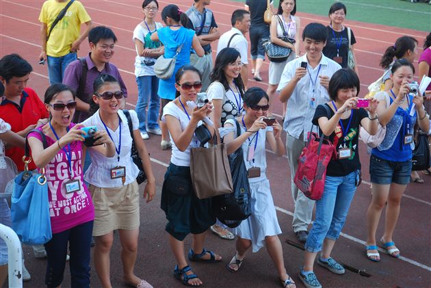 棠中外语学校2012届新生军训汇报表演10