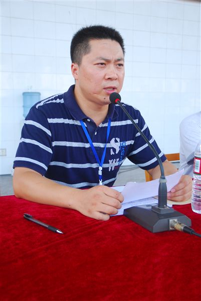 棠中外语学校2012届新生军训汇报表演12