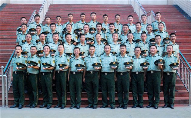 棠中外语学校2012届新生军训汇报表演14