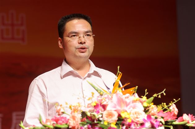 双流县教育局局长贾兆余