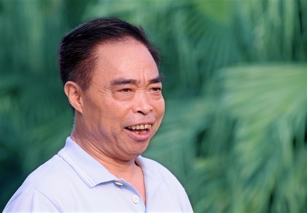 棠外师生热烈欢送黄光成校长赴京参加国庆观礼15