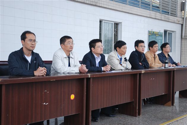 棠外初2012届第二课堂启动仪式1