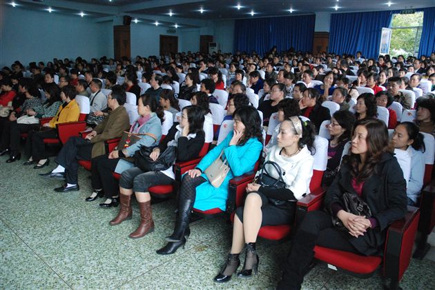 棠外初2010级家长会3