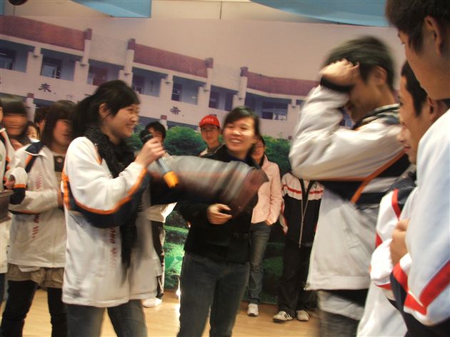 香港大学黎可欣老师带领零班做团体活动（三）