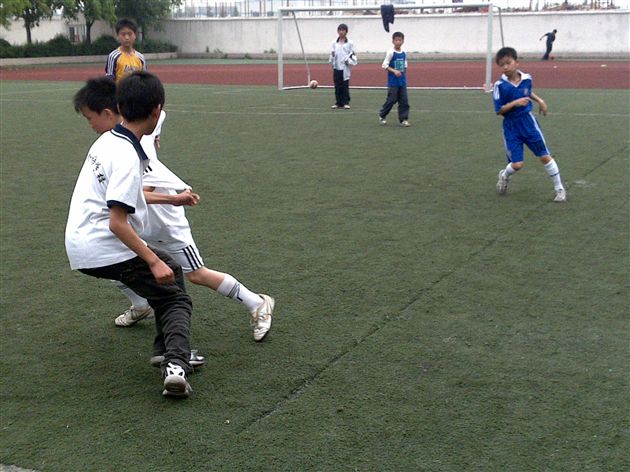 棠外附小班级足球比赛3