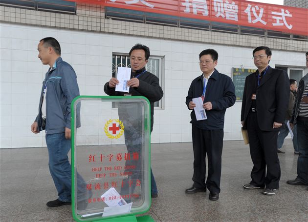 爱如春雨　抗旱救灾5