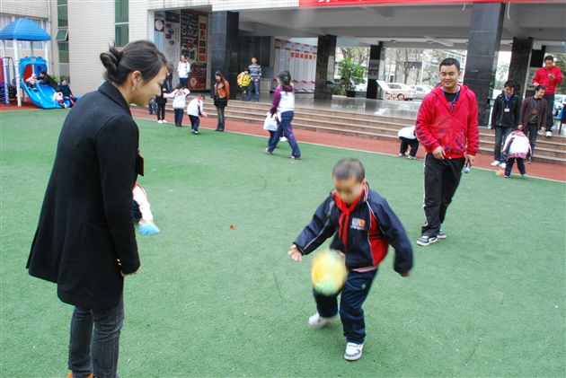 棠外附小踢毽子比赛3